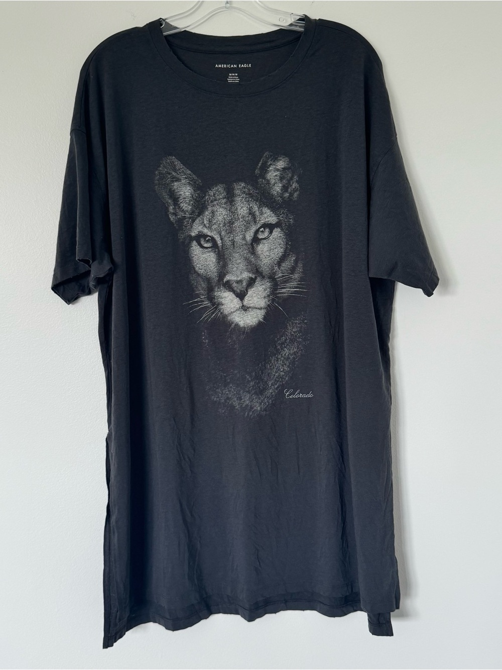 Oversized American Eagle Gray Tiger Tee Shirt Medium